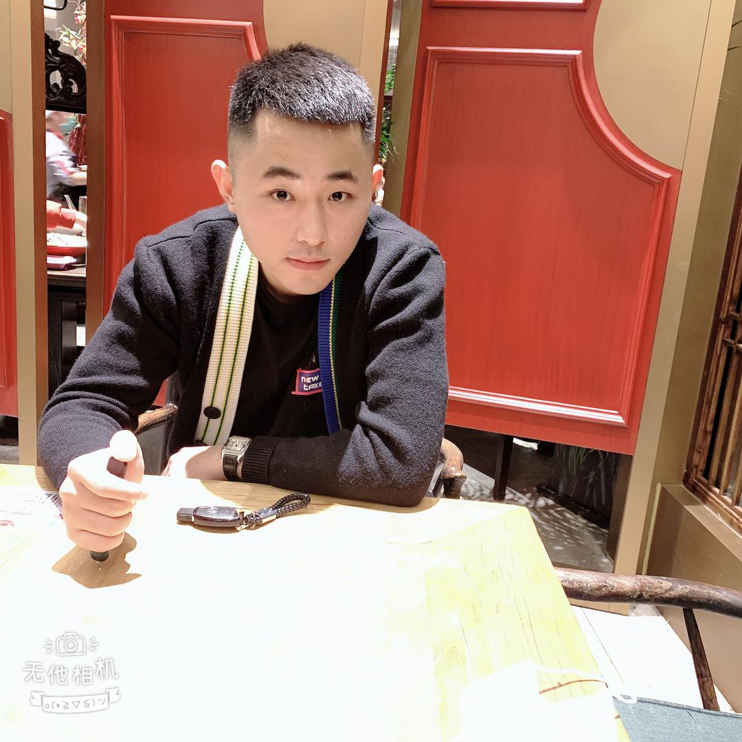 90后总裁卖烧烤