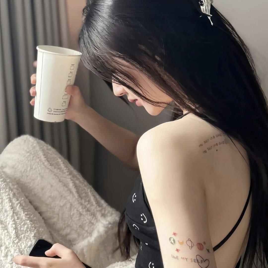 戚戚叭叭