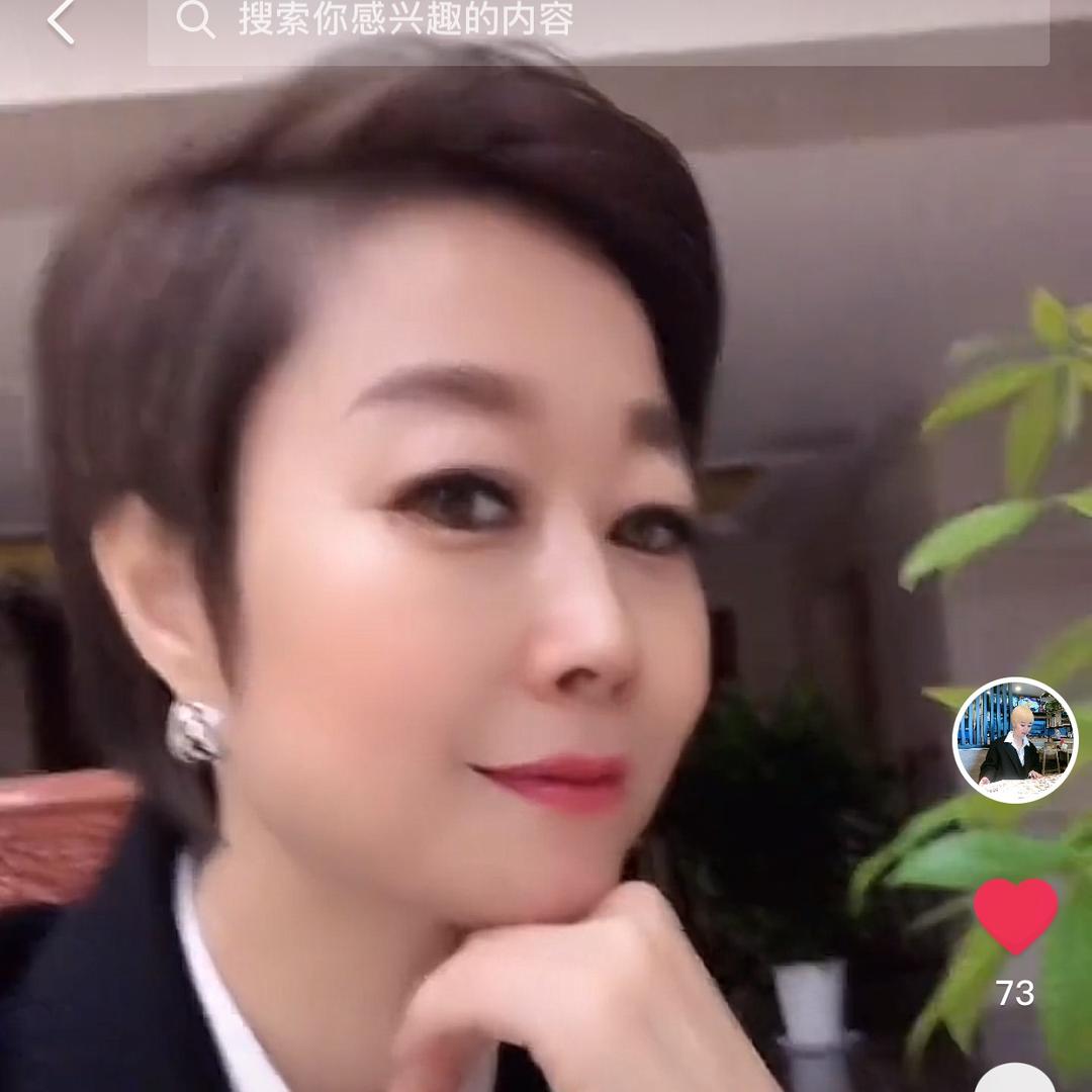 沙宣发型会所·英