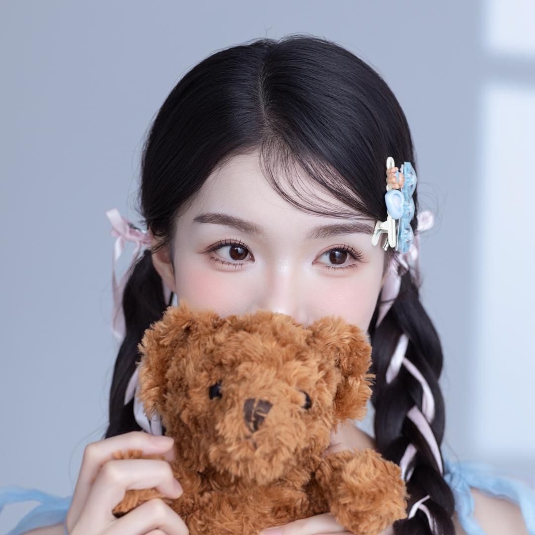 小丫头吖
