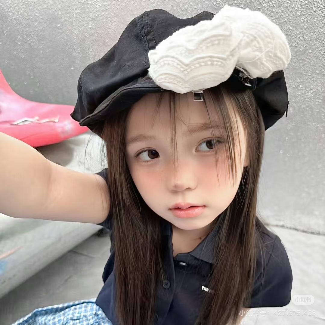 忧郁的小美…