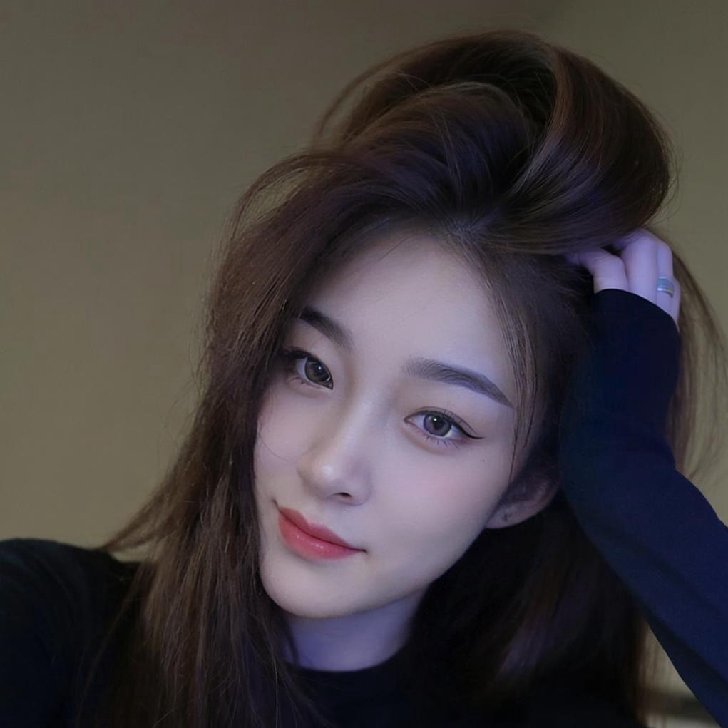、纯纯晓女士