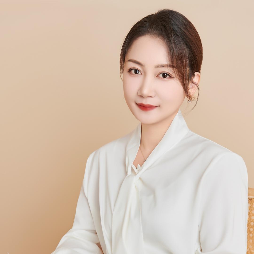 小小YI