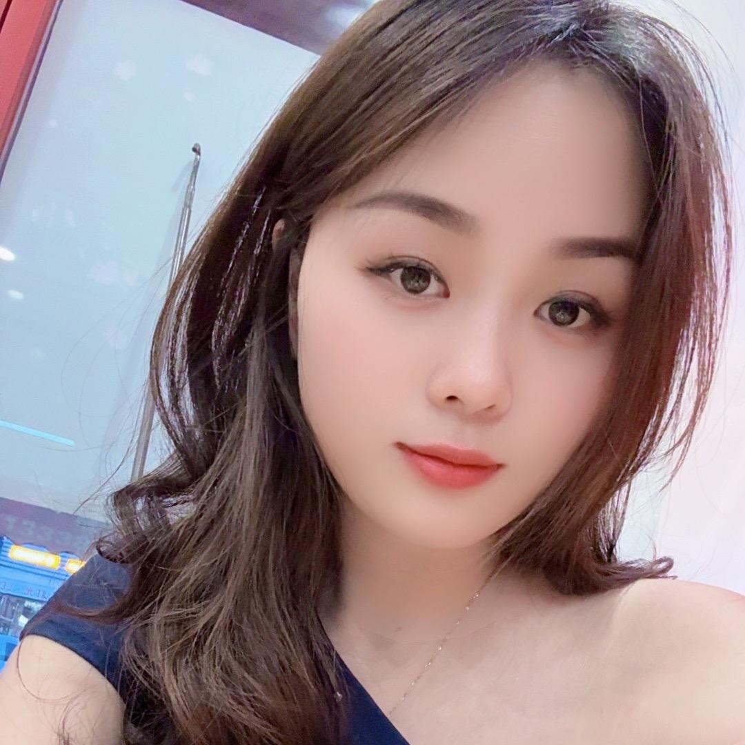 英子@