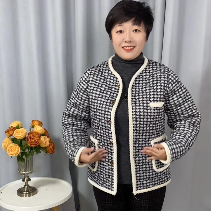 缘福达中老年妈妈装工厂店1号铺