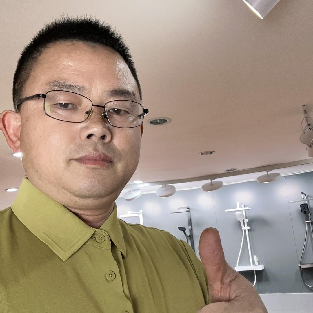 花洒壹哥@专业生产高端置物架淋浴花洒厂家