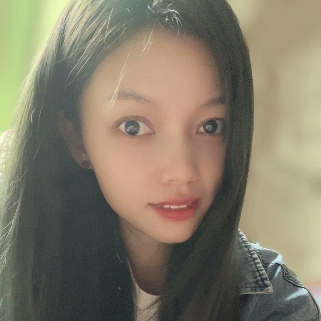 🥀 L💖二🍓妹ృ༊