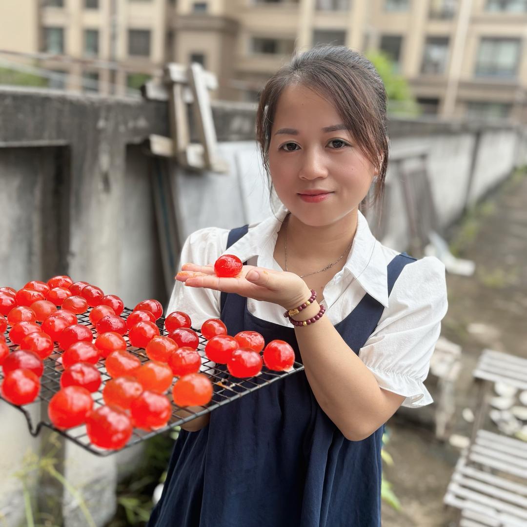 悦悦冲鸭