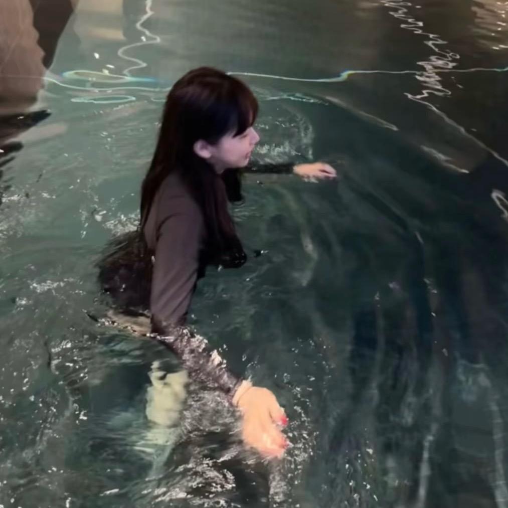 小曦^