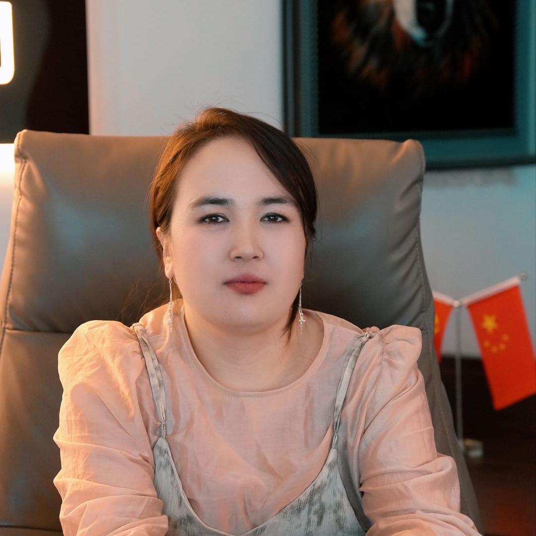 aliya小号布扎曼广告设计