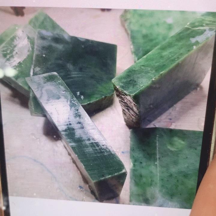 小一的和田玉