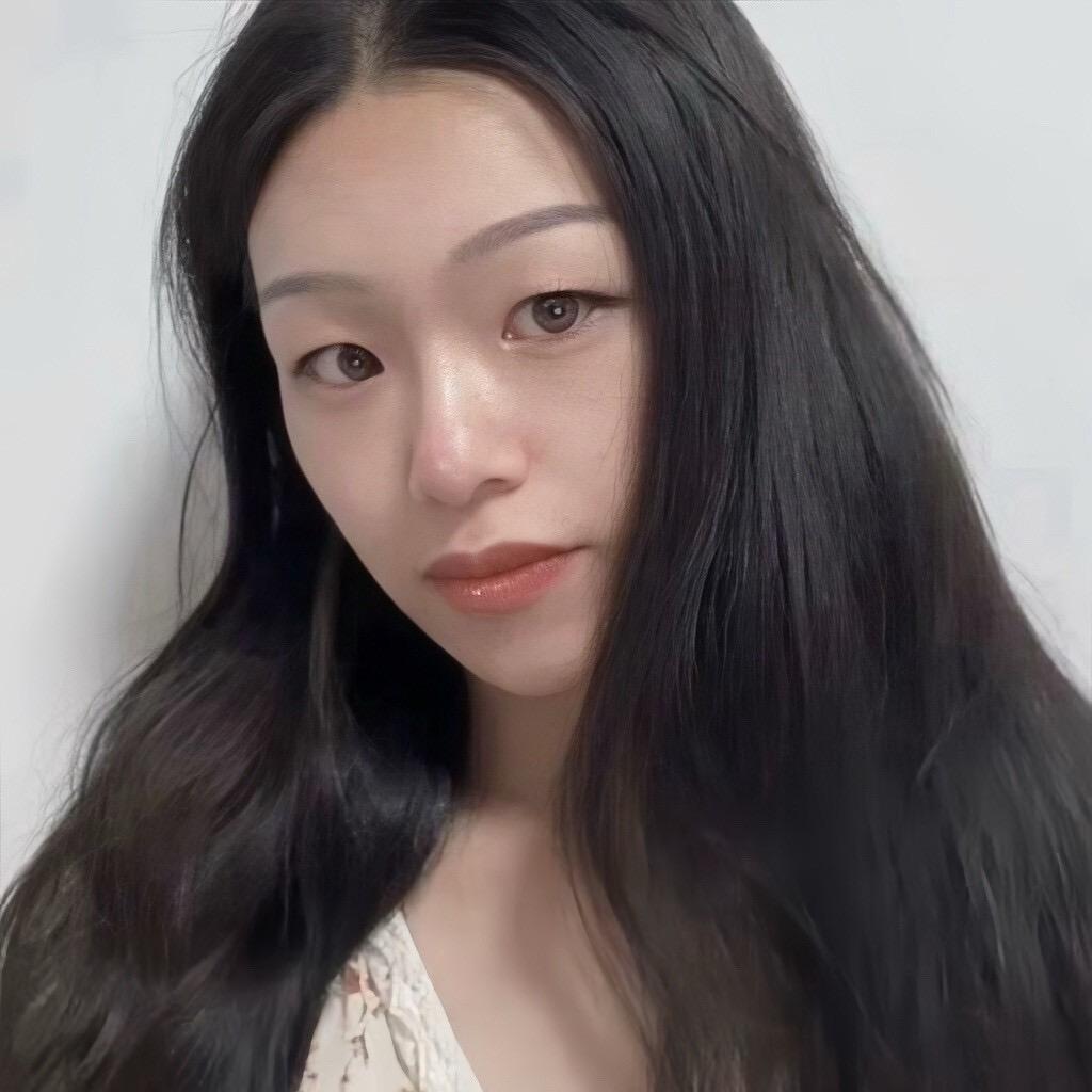 李菲儿.