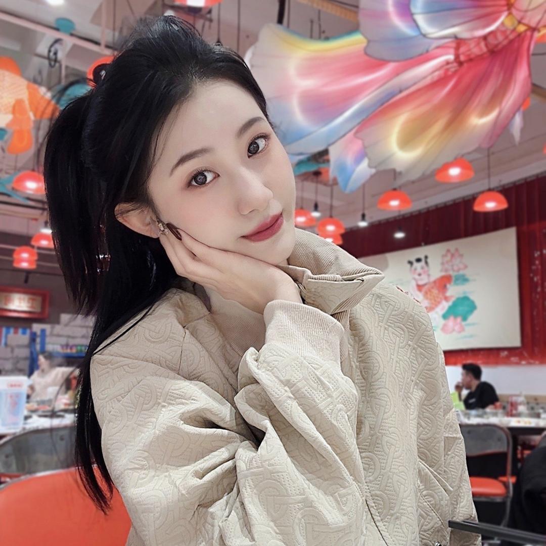 小姨🧚🏻‍♀️（朋友圈版）