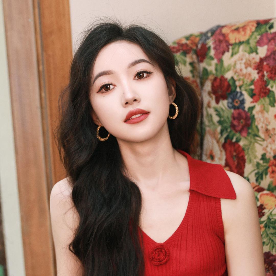 李李.