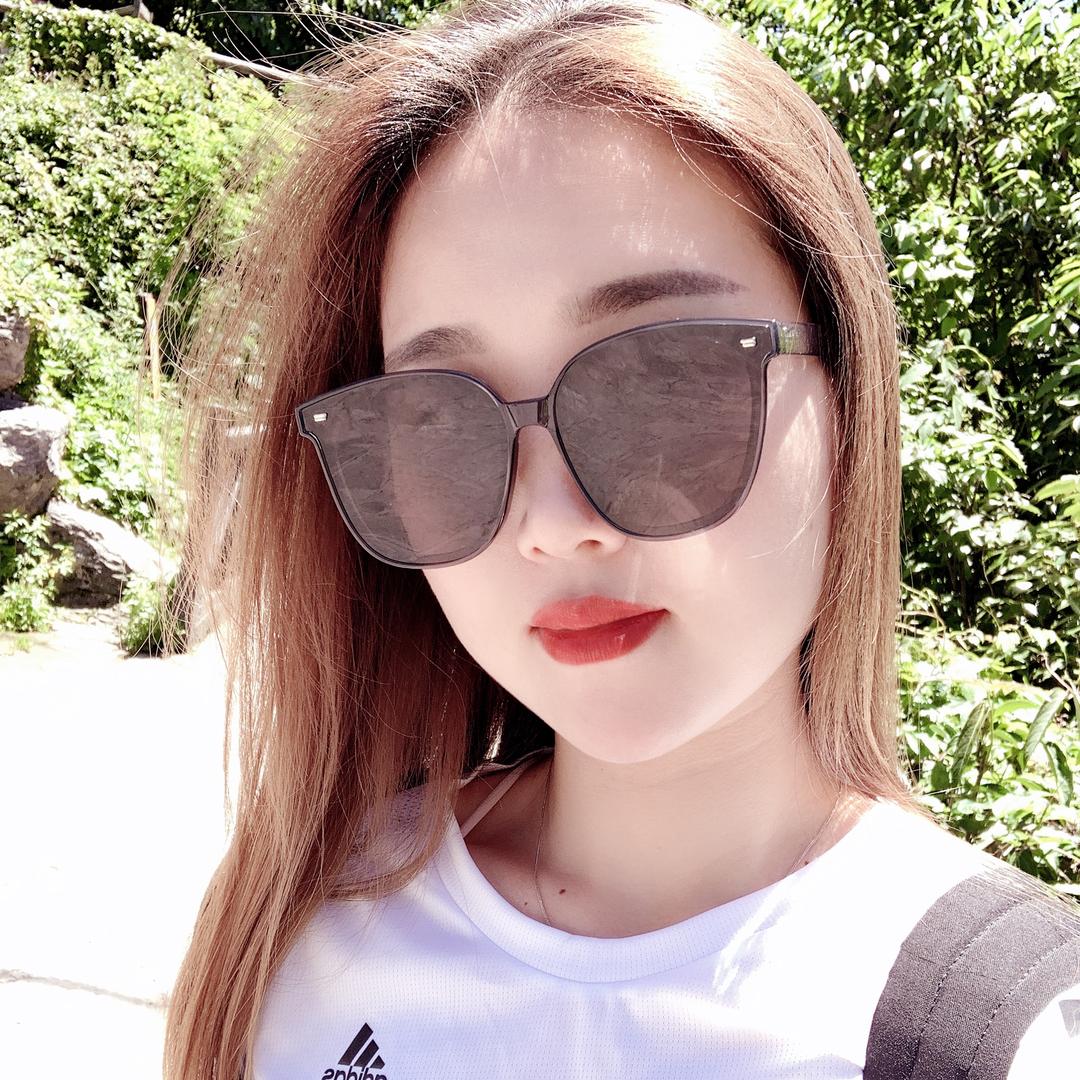 叫我李静