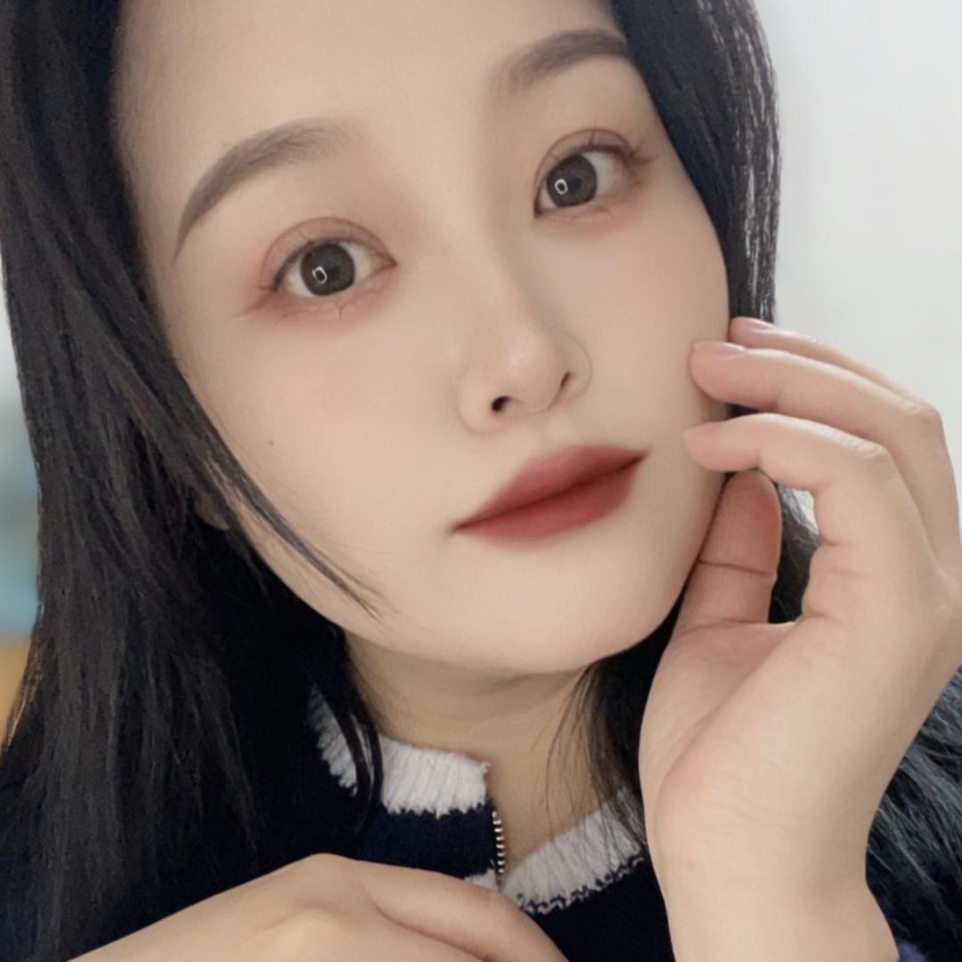 穿白丝的毒妇是甜狗。