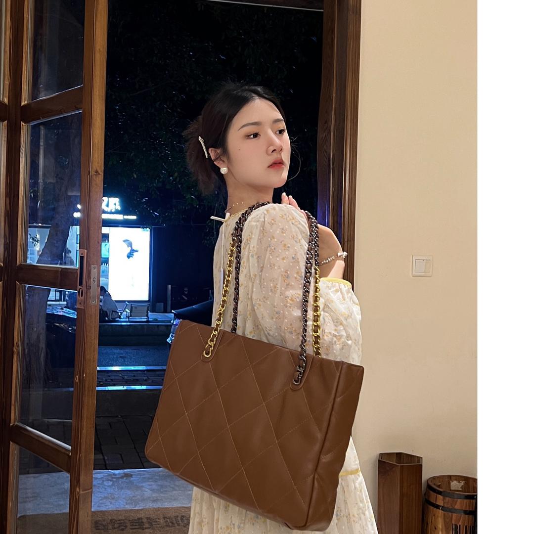 安妮服装店