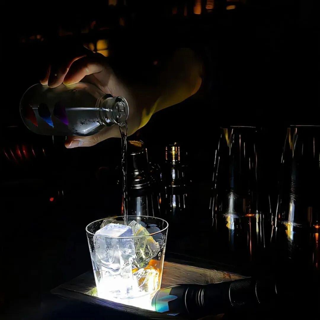 @ στρατηγός   🍁