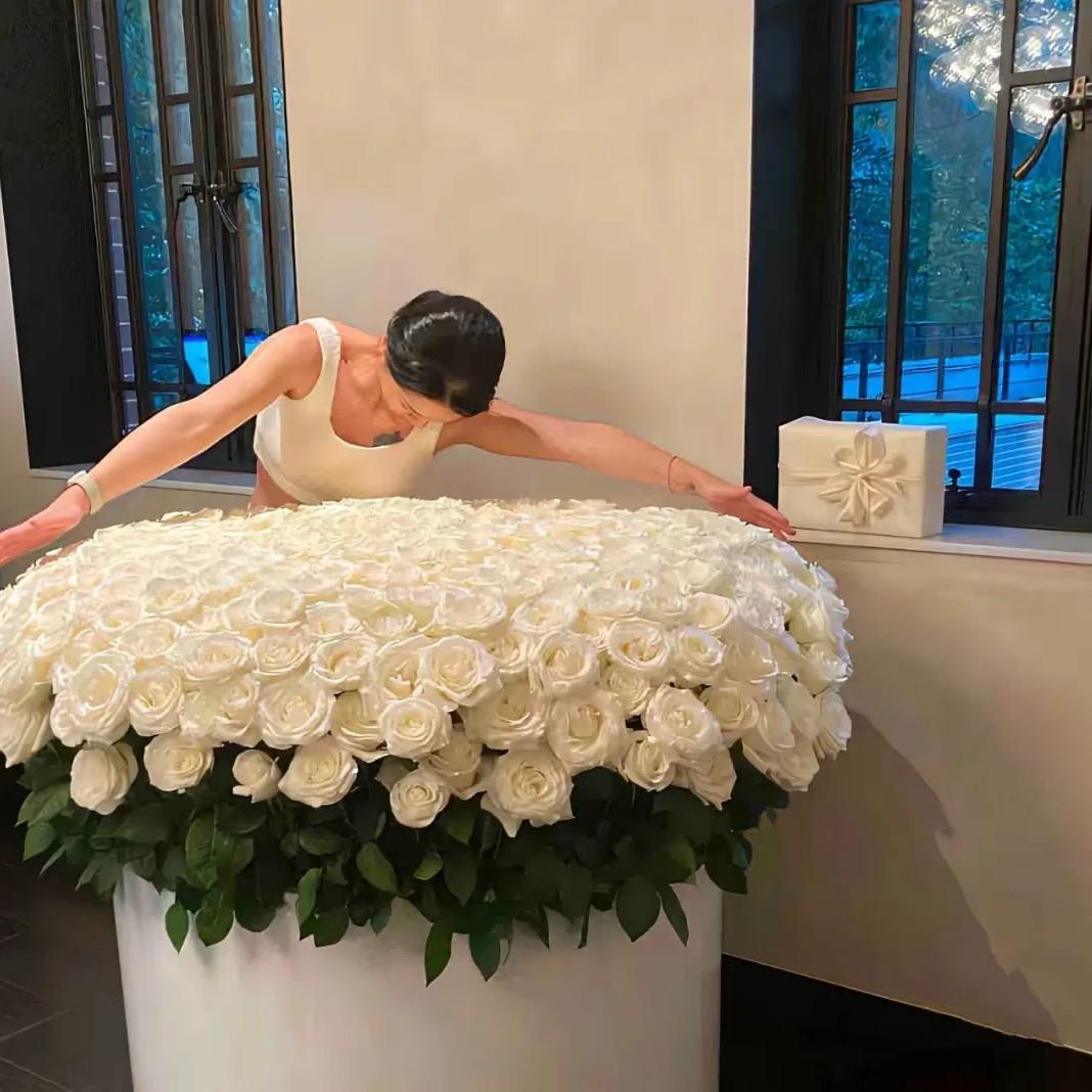 比奥迪还傲的女人