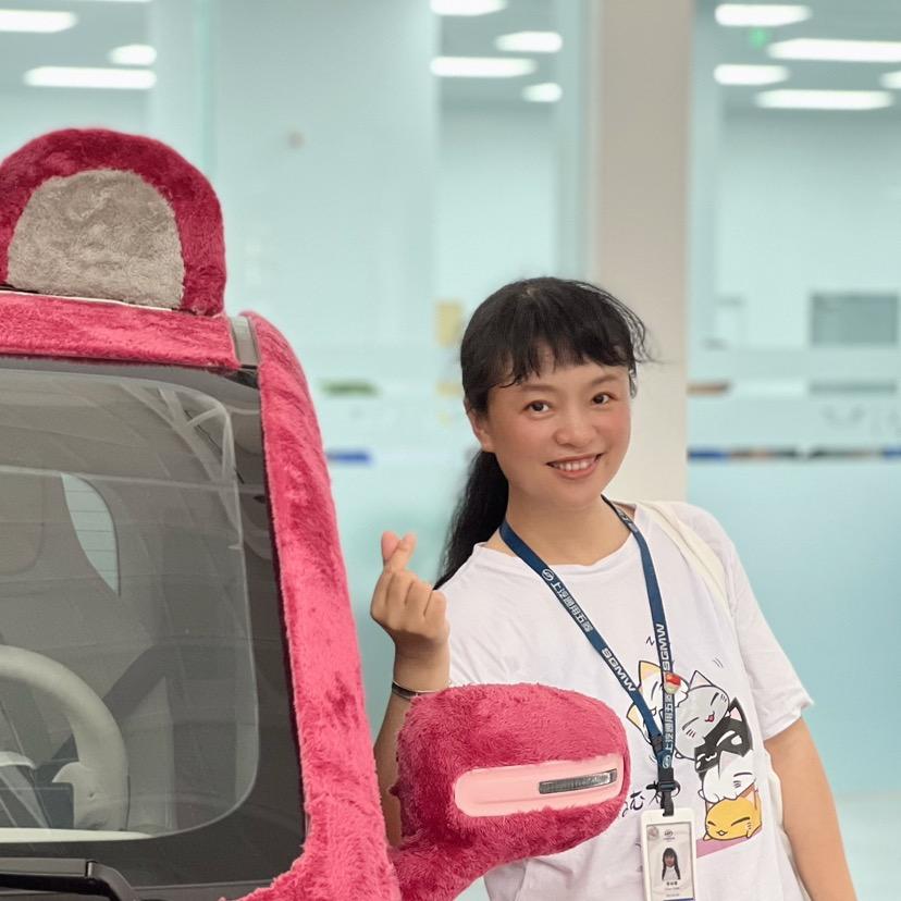 769阿娜爱车车