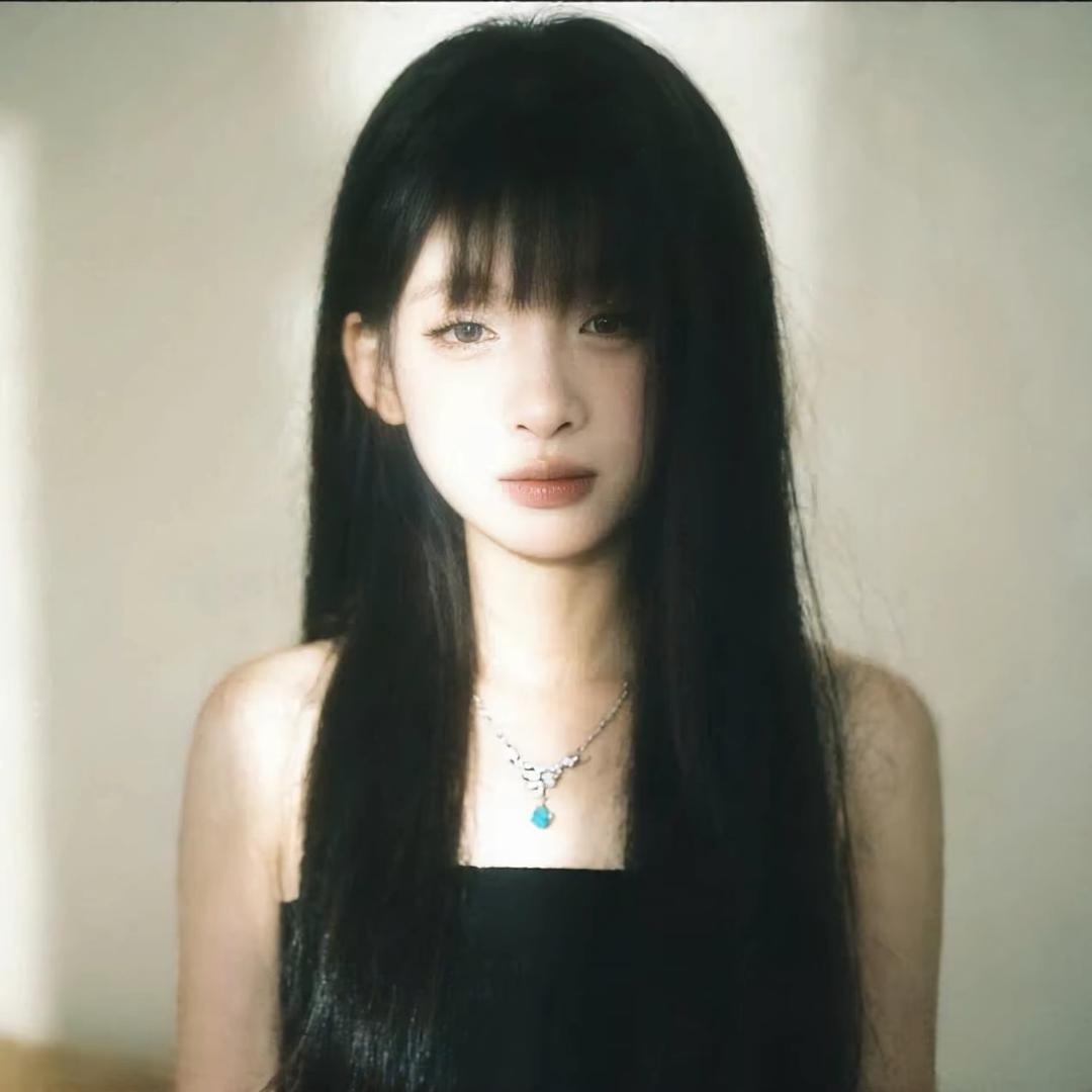 _莹莹.