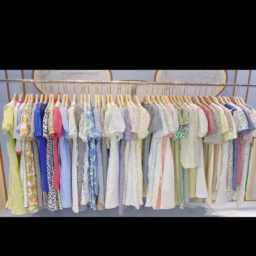 晓芸女装服饰