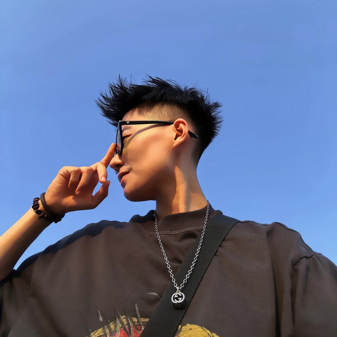 李碳碳