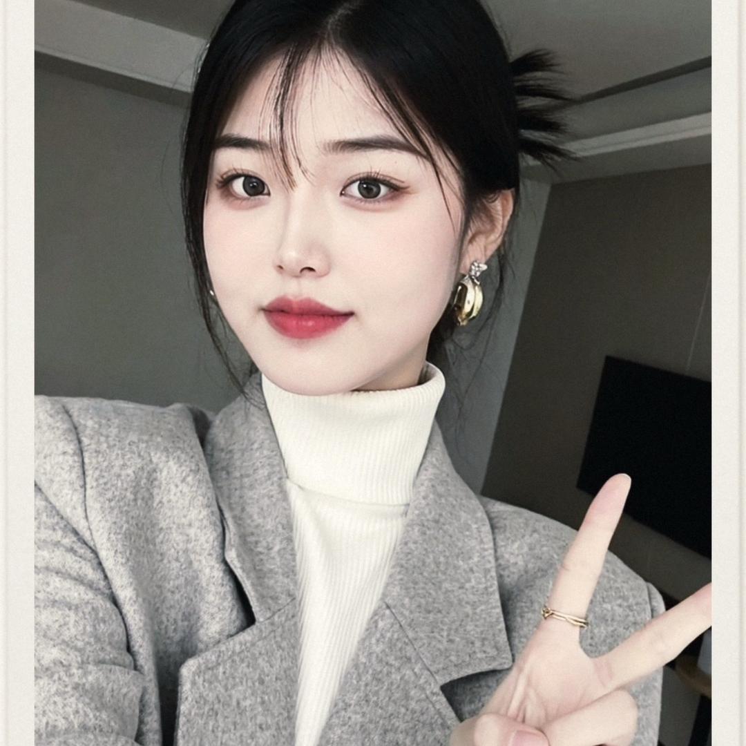 小曹衣橱👗（招代🍐）