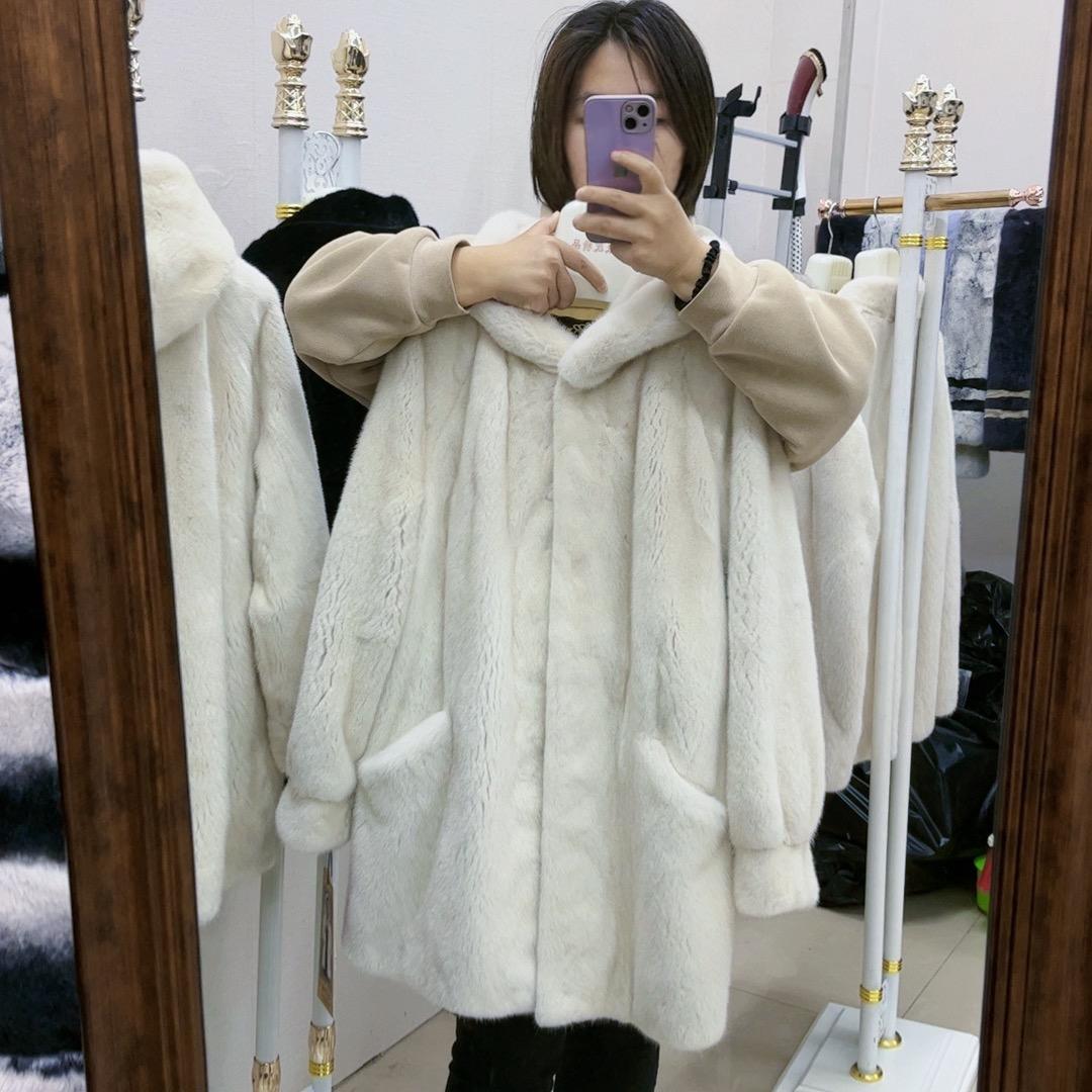 朗朗貂皮服装店