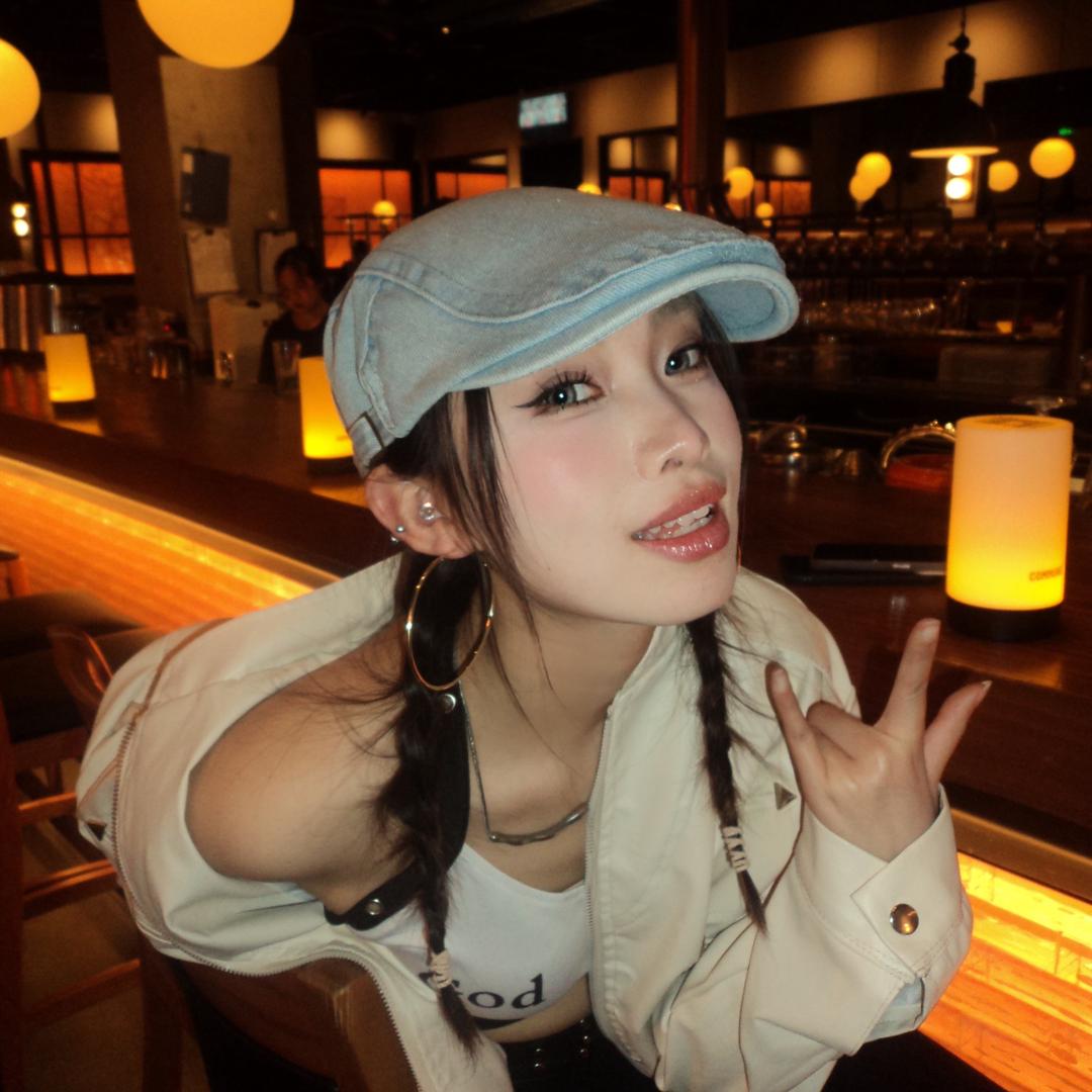 Caisie_艺璇