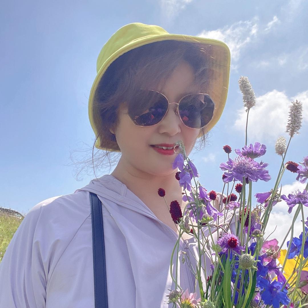 凝芸冰孄