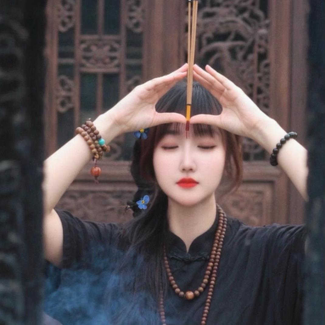 七七