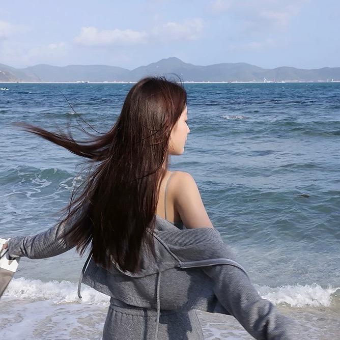 「雯华」