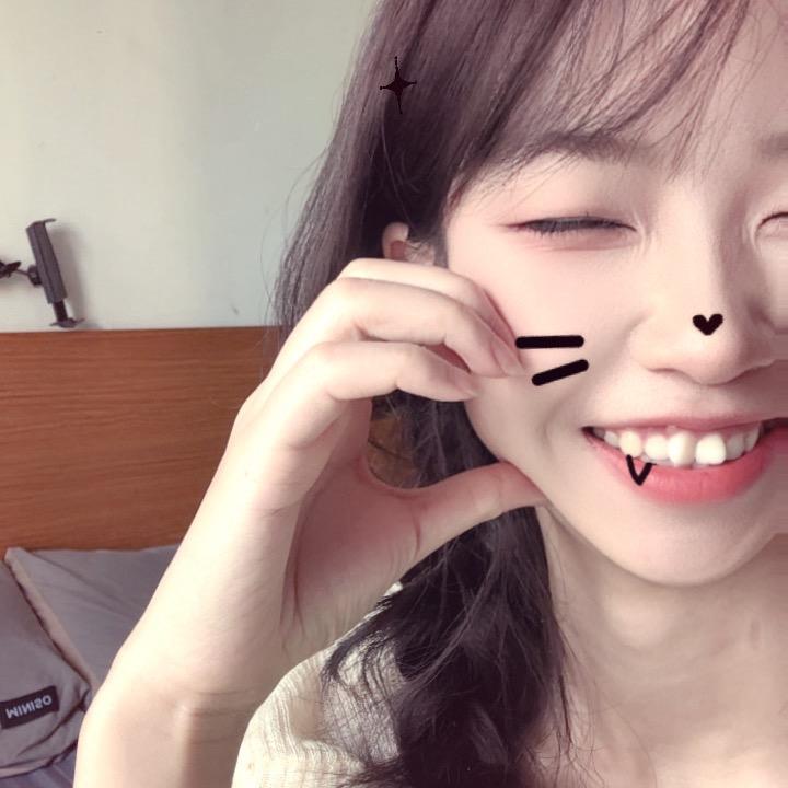 4U丶