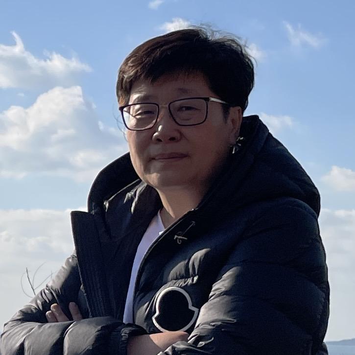 鞠l冬梅.清姜坡火锅
