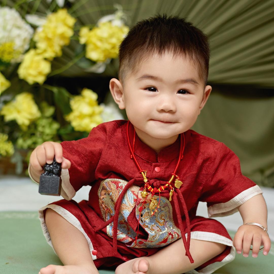 黄豆baby吖