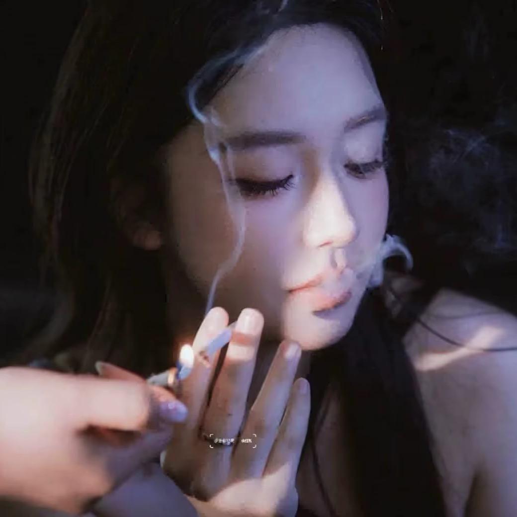 女一