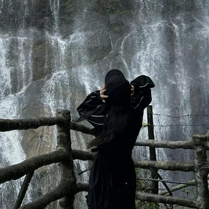 悦.