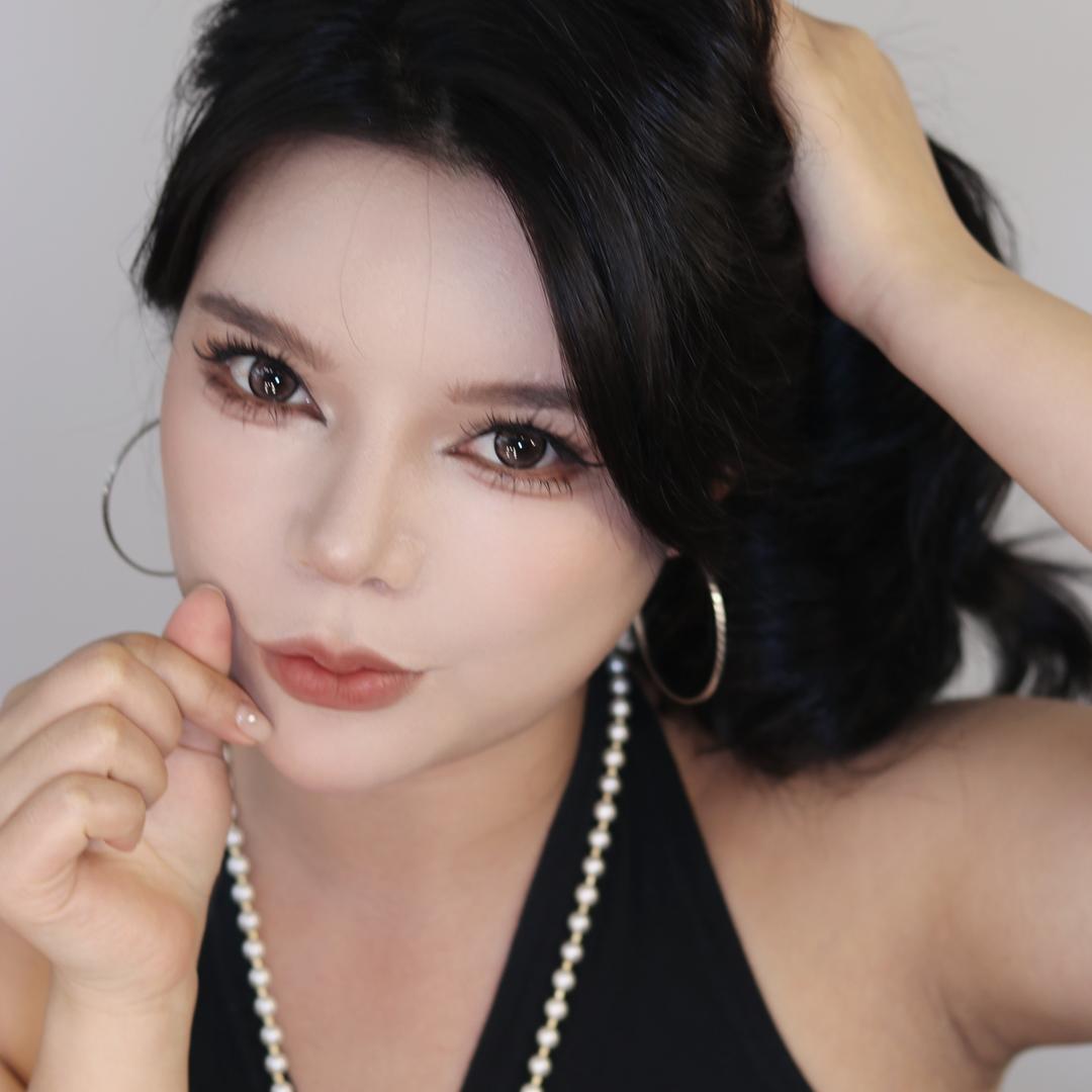 化妆师小灵