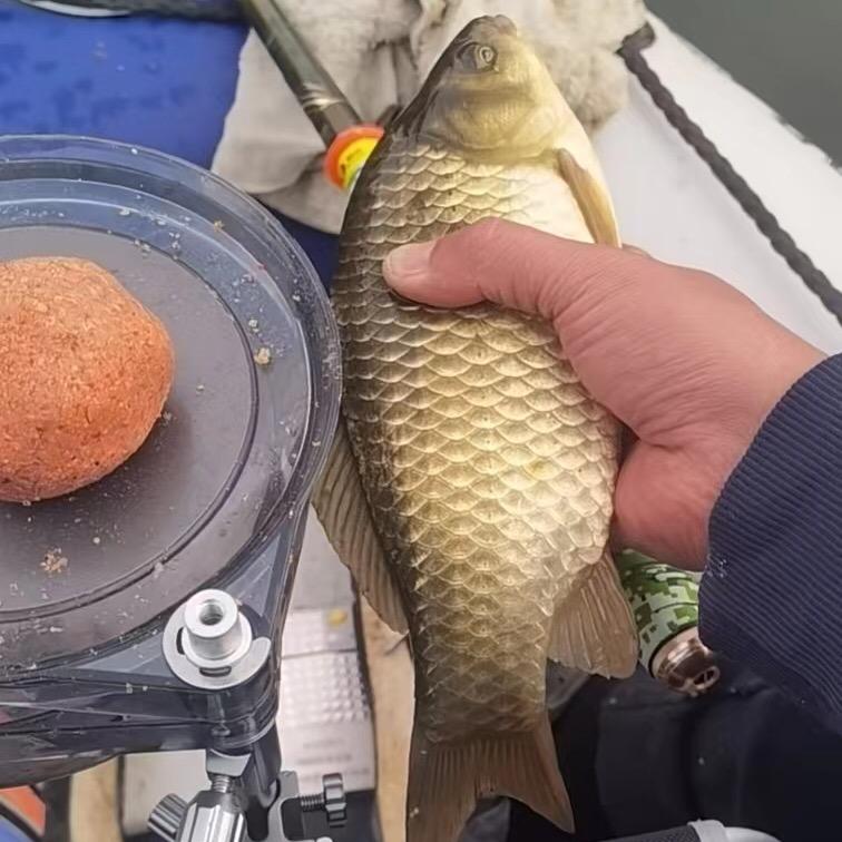 钓鱼人渔具工厂店个体店