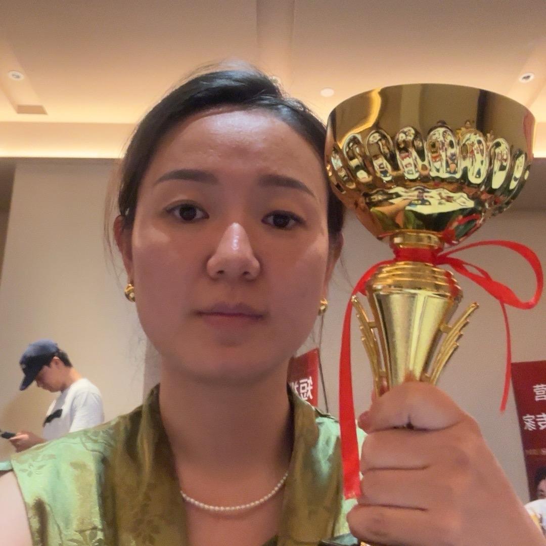 重庆金店城南店客服8梅梅