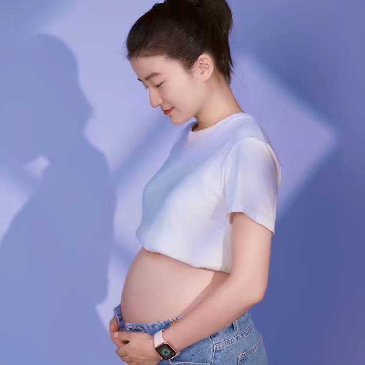 当妈妈的小钢牙