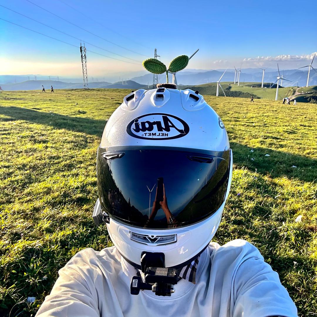 阿乐不会压弯🏍️