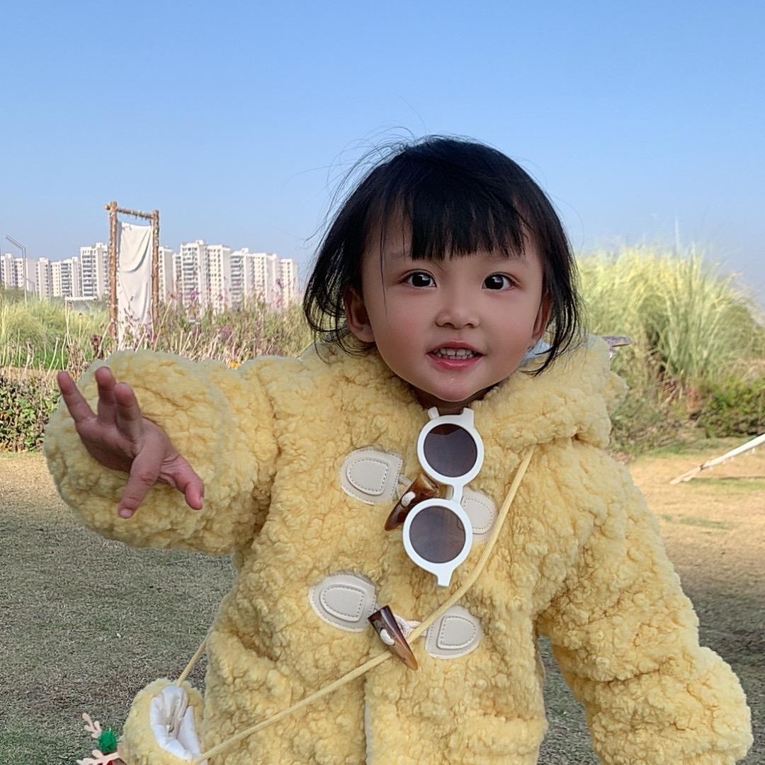 是三小叶吖