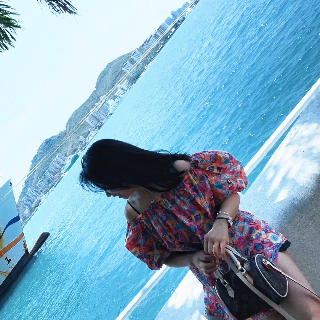是秋姐呀🧏🏻‍♀️