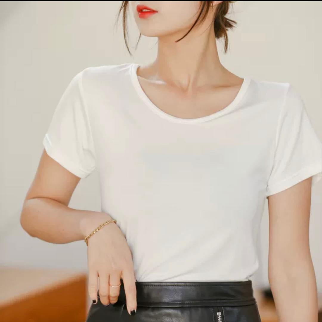 吻映服饰