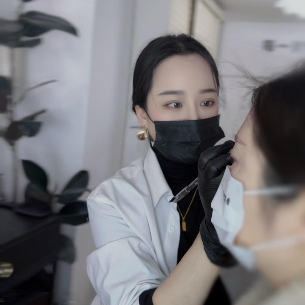 临沂壹甲玩野生眉的蔡老板