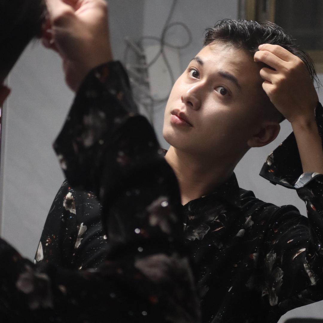 高调组合（sir仔明）