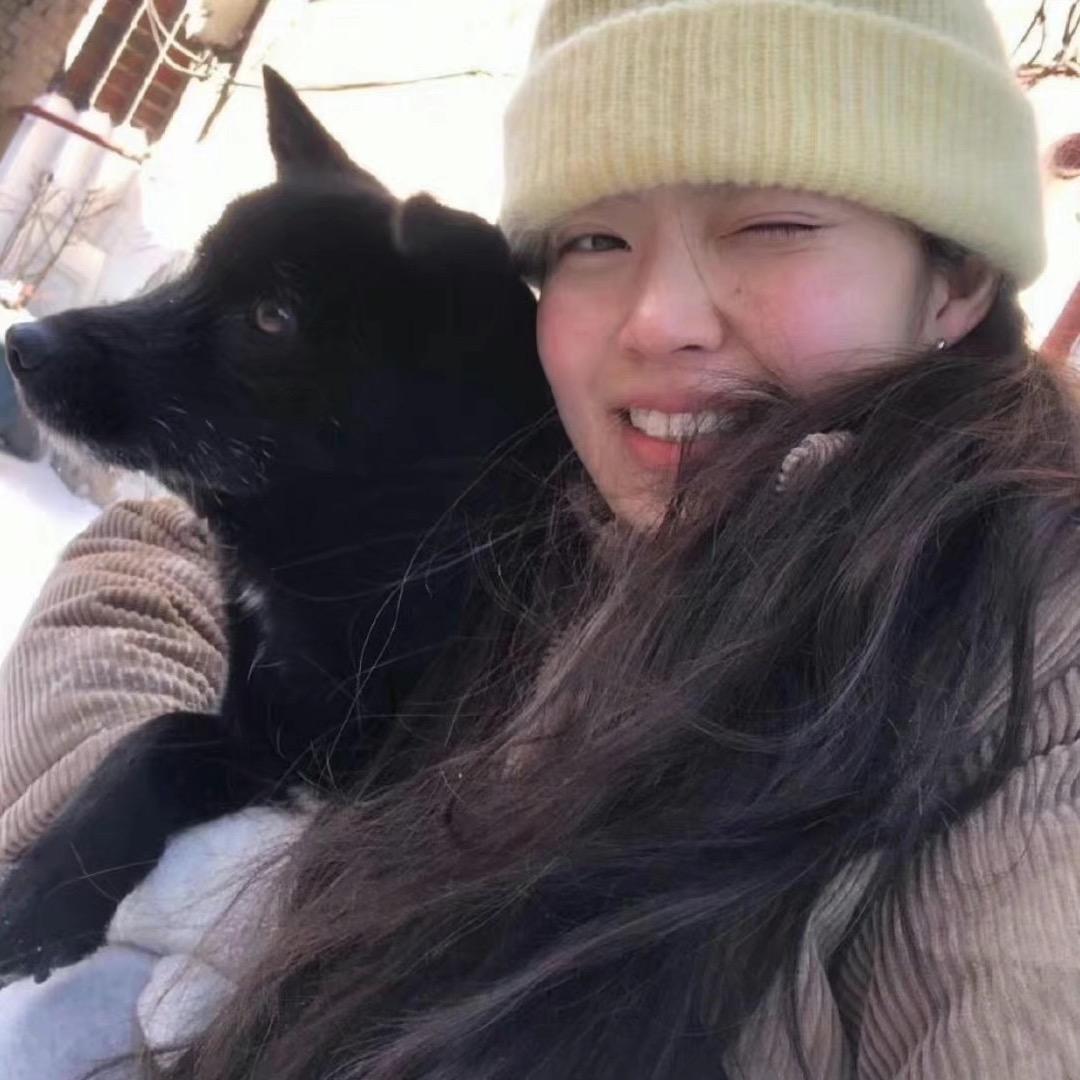 妤小
