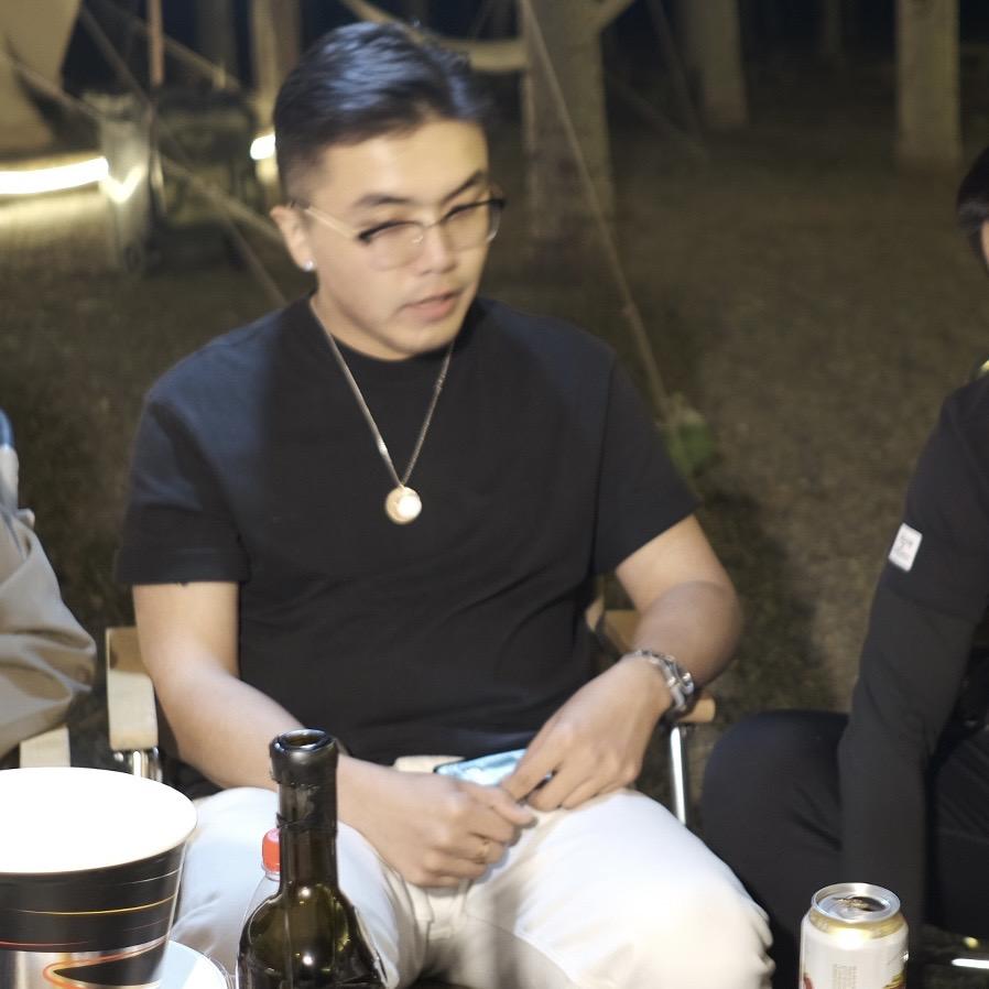 不明飞行员